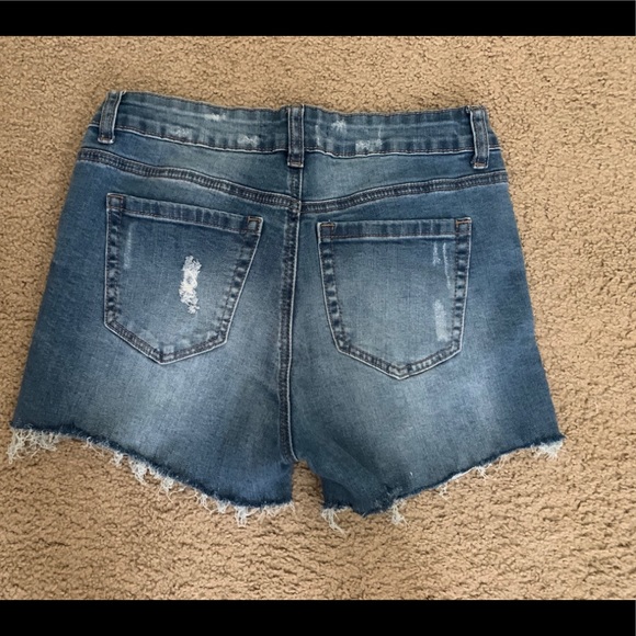 Custom Distressed Mid-rise Shorts - Picture 2 of 6